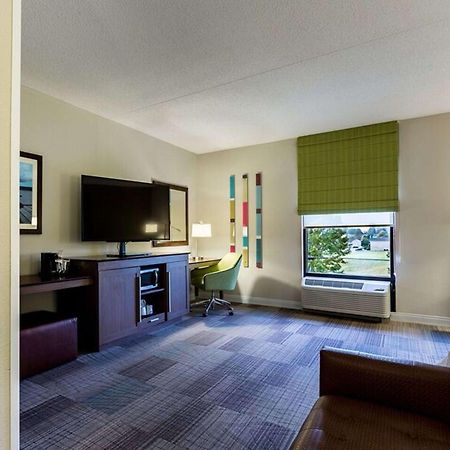 Hampton Inn Съмърсет Екстериор снимка