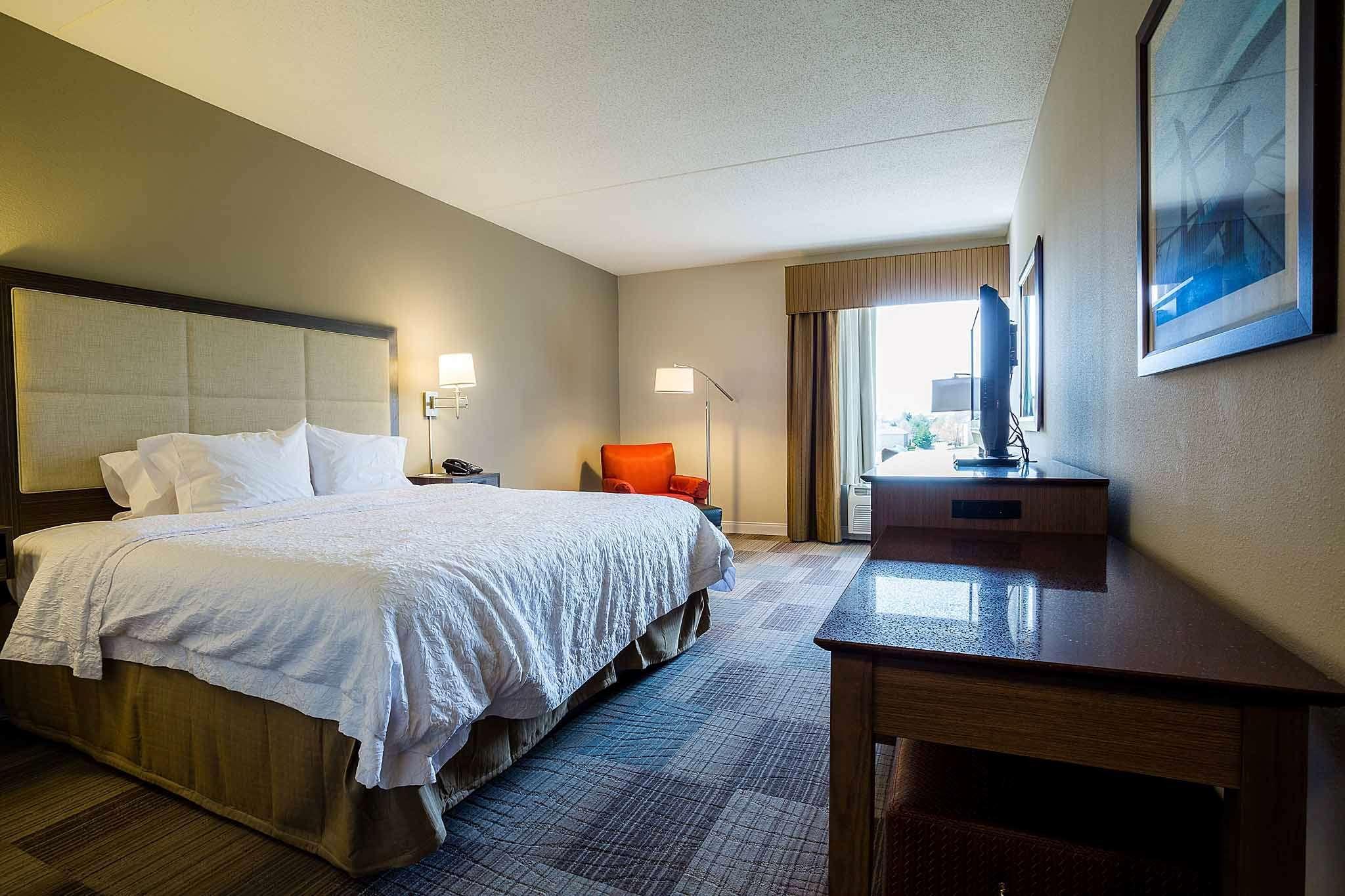 Hampton Inn Съмърсет Екстериор снимка