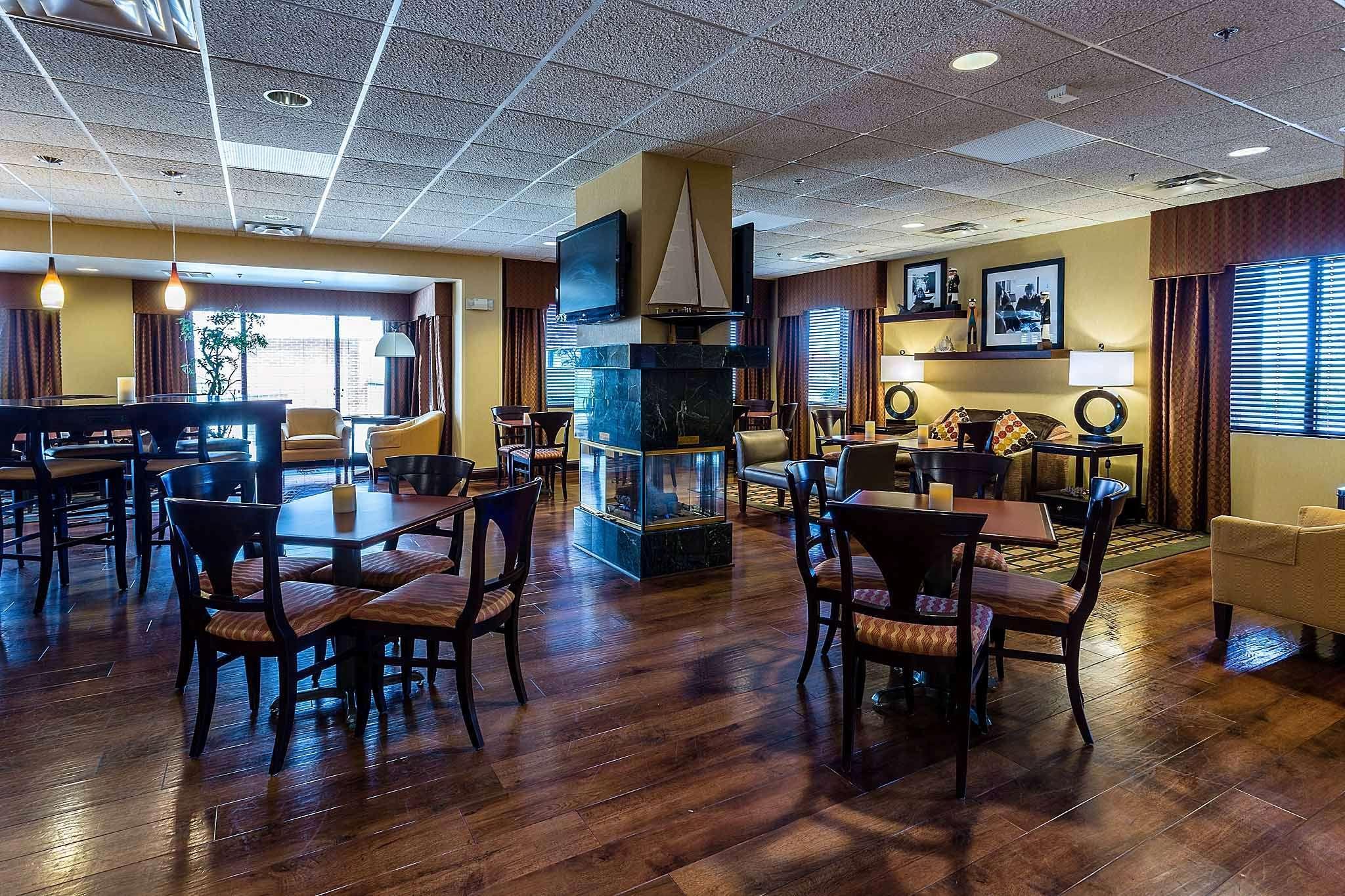 Hampton Inn Съмърсет Екстериор снимка