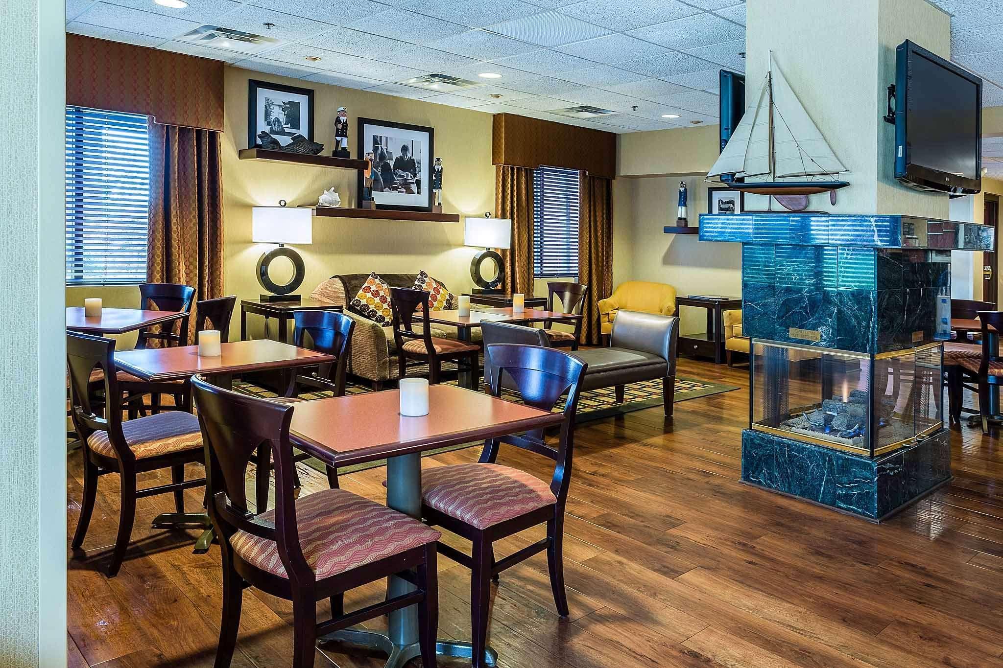 Hampton Inn Съмърсет Екстериор снимка