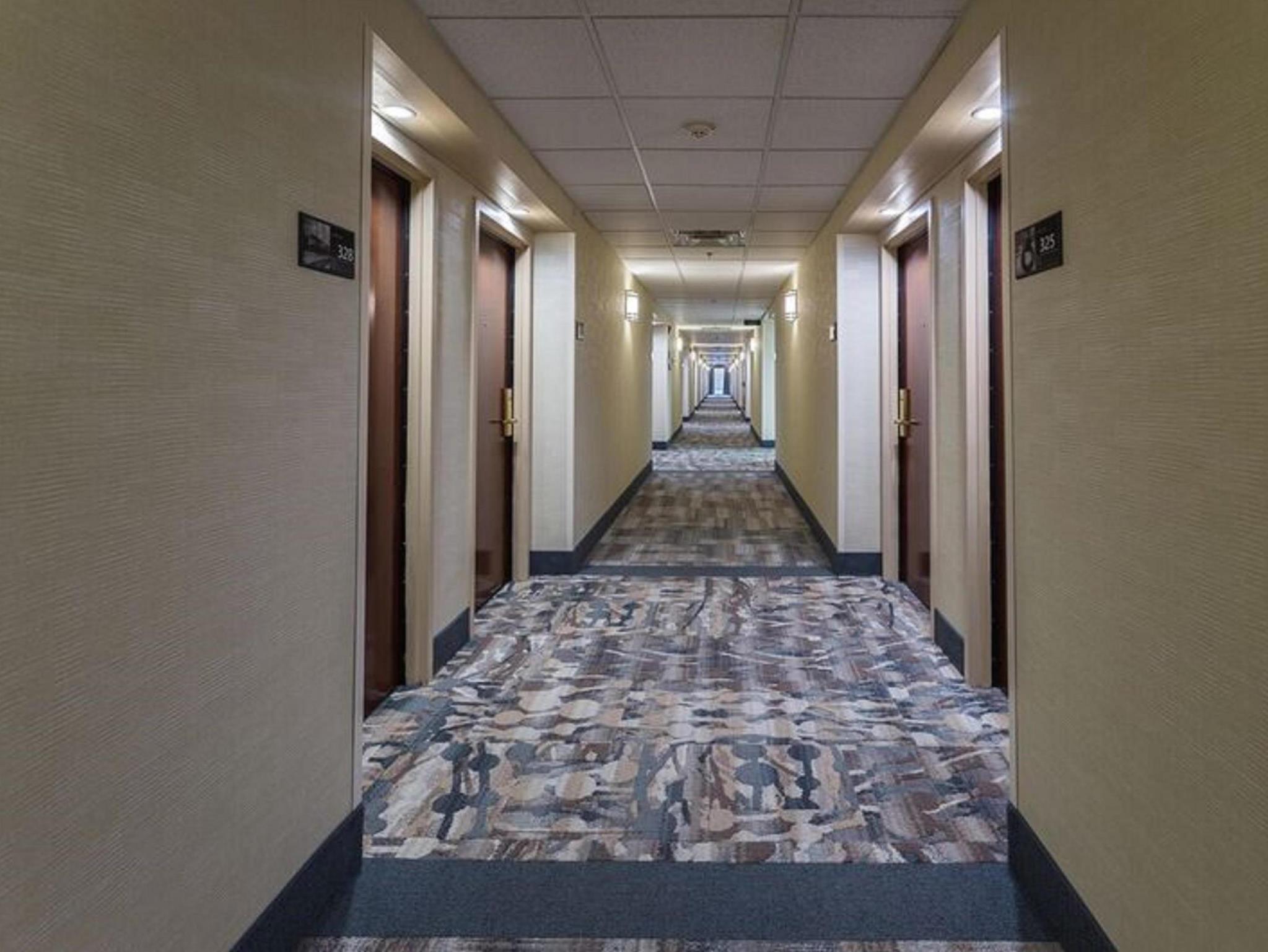 Hampton Inn Съмърсет Екстериор снимка