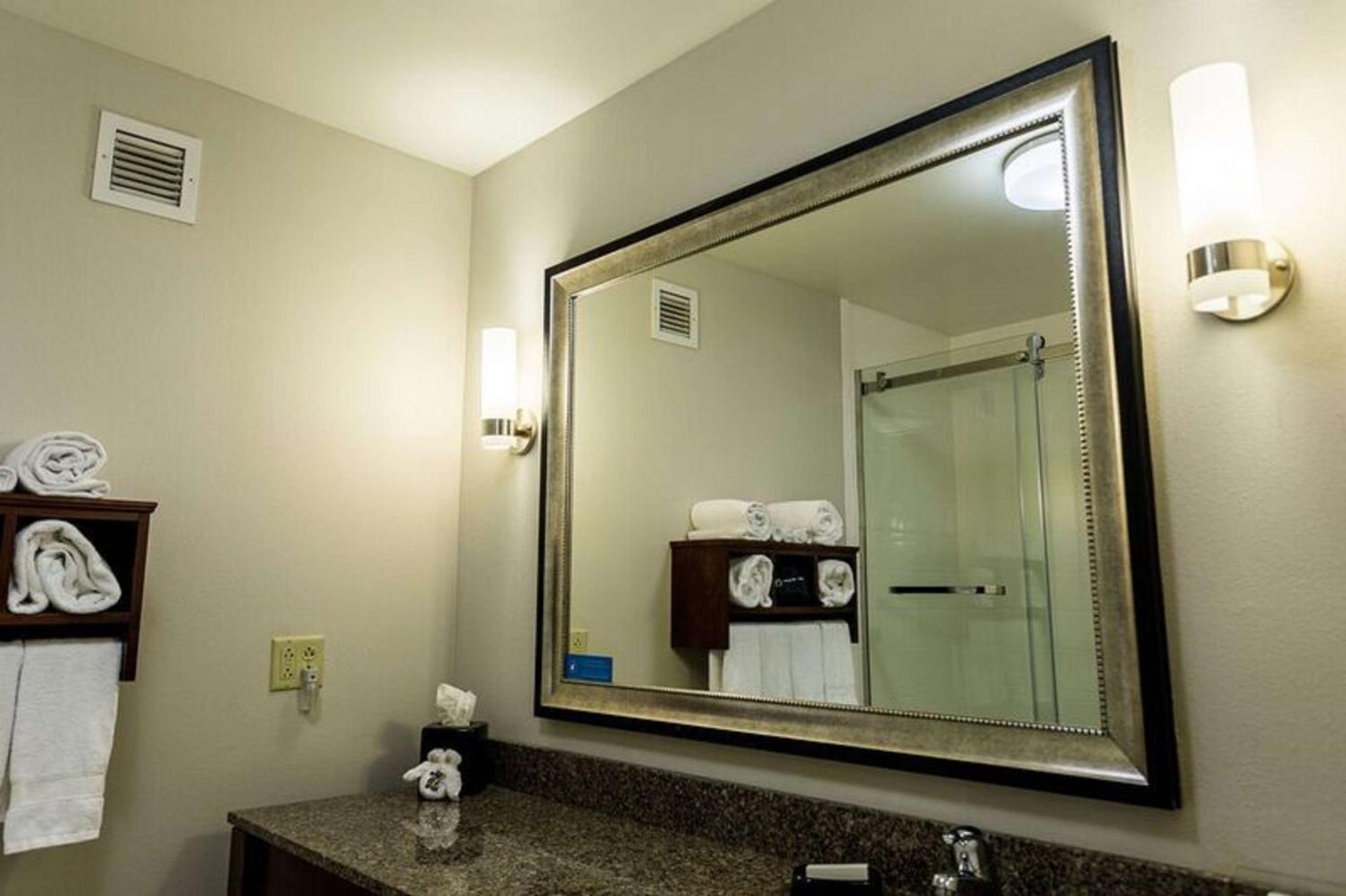 Hampton Inn Съмърсет Екстериор снимка