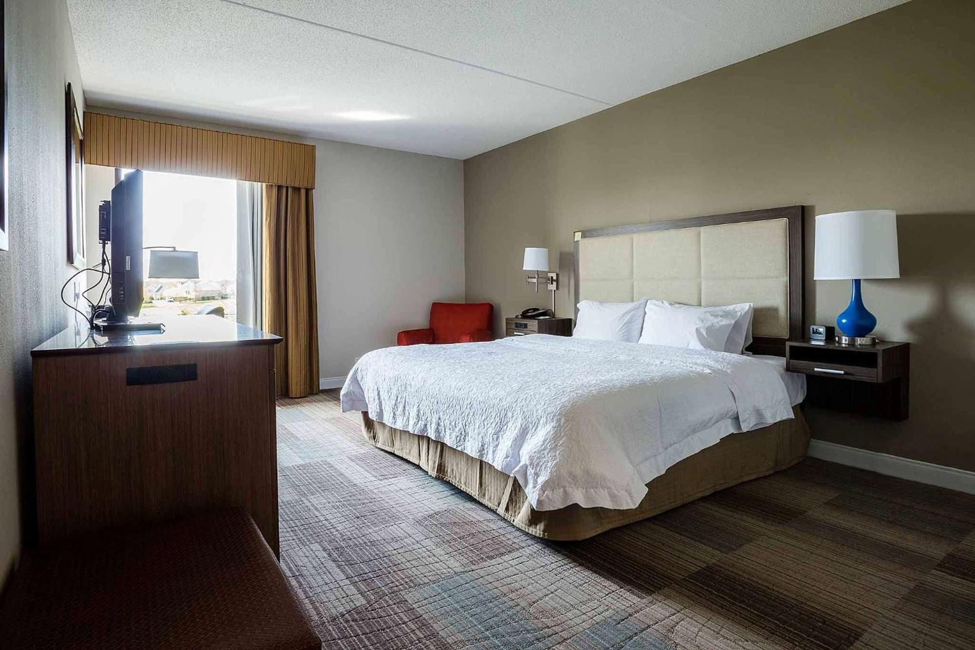 Hampton Inn Съмърсет Екстериор снимка