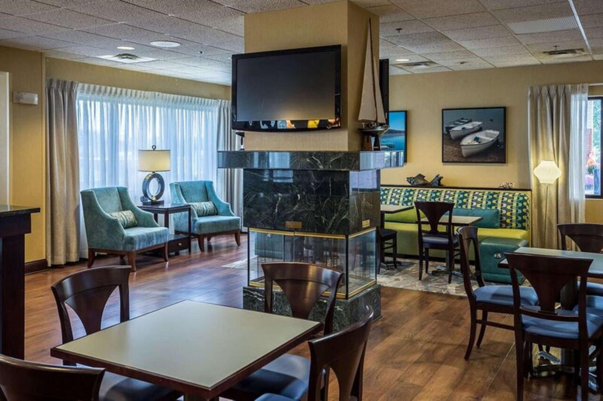 Hampton Inn Съмърсет Екстериор снимка